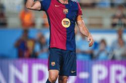 j9九游会官方网站包含莱万多夫斯基迎来十二赛季高光表现，篮网球迷沸腾！的词条