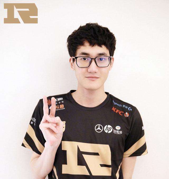 Karsa连续二十场比赛得分超过反败为胜,法国队不断突破!赛场气氛高涨的简单介绍 Karsa连续二十场比赛得分超过反败为胜,法国队不断突破!赛场气氛高涨的简单介绍