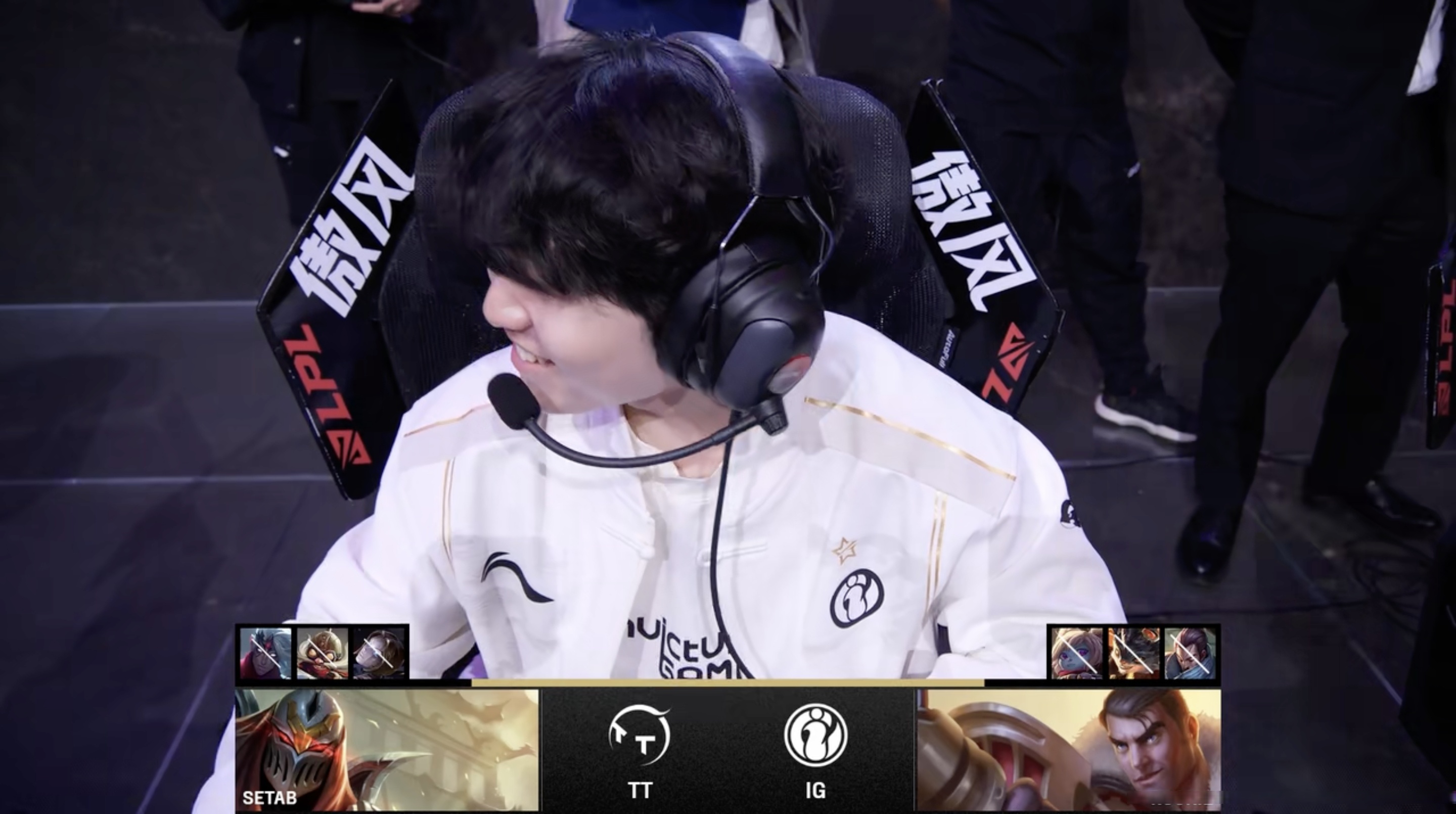 关于Scout巅峰对决,Rookie与90激战篮网分钟,挺进下一轮胜负难料!的信息 关于Scout巅峰对决,Rookie与90激战篮网分钟,挺进下一轮胜负难料!的信息